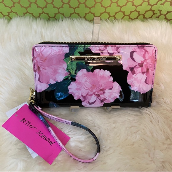 Betsey Johnson Handbags - NWT Betsey Johnson Black & Floral Wristlet Wallet